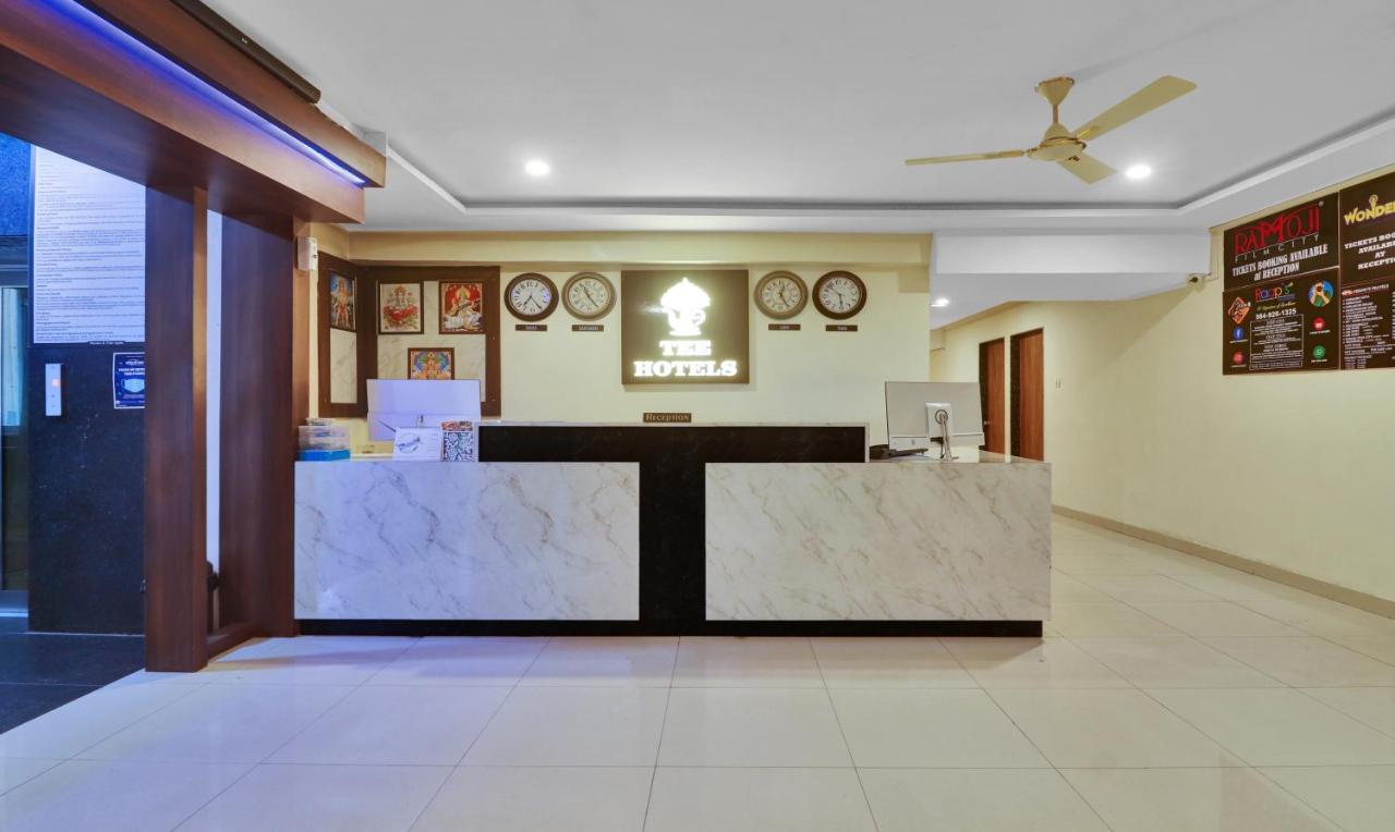 Treebo Tee Hotell Hyderabad Eksteriør bilde
